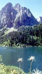 Els Encantats, al llac de Sant Maurici (moltes mercès Esteve Coll)